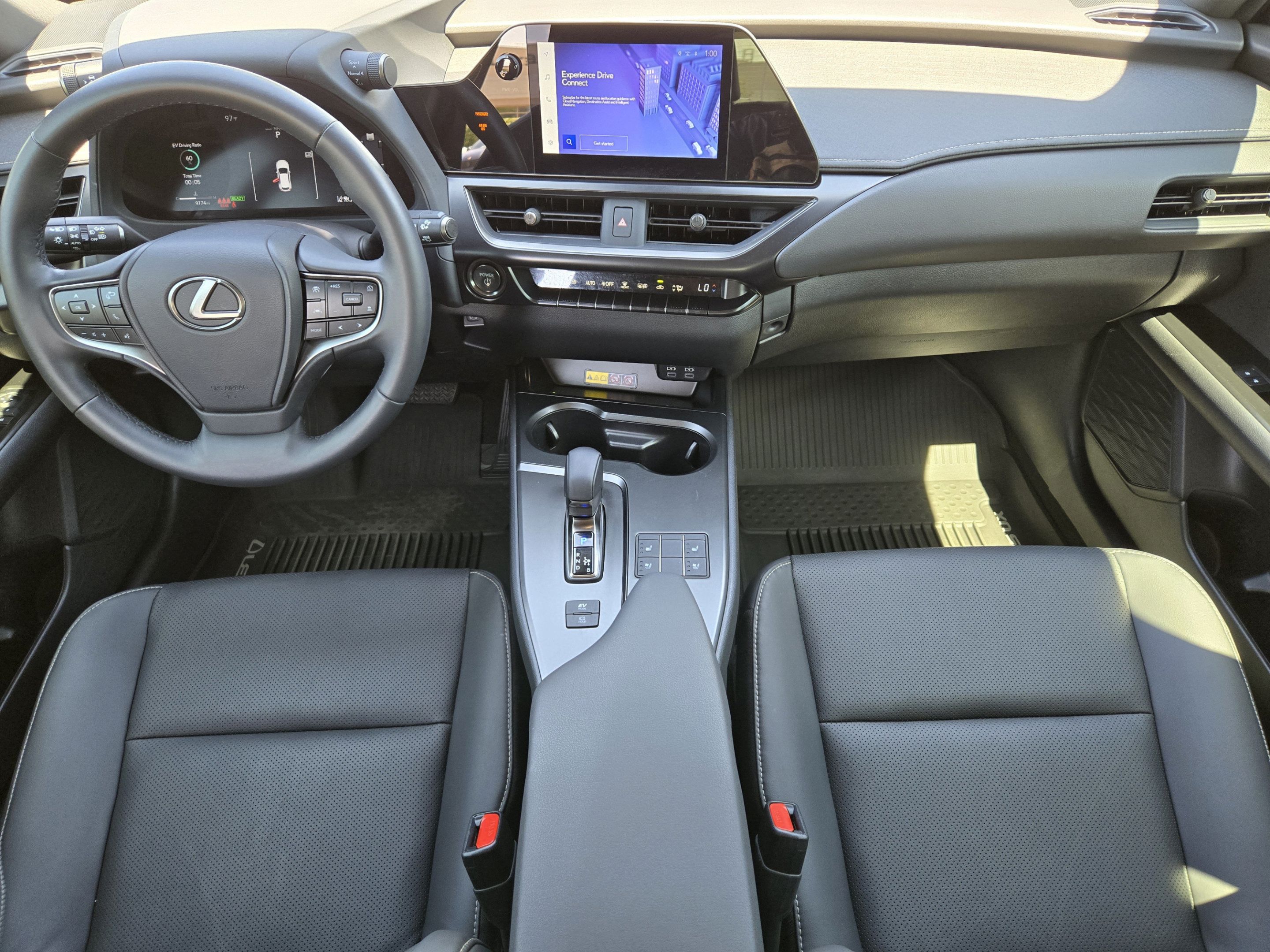Used 2025 Lexus UX 300h FWD image 29