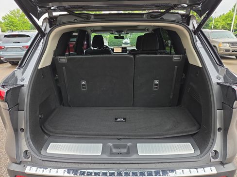 Used 2023 INFINITI QX60 Luxe w/ Vision Package FWD image 11