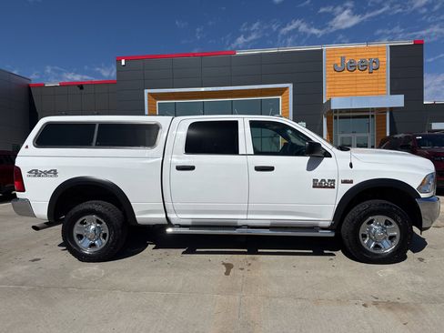 Used 2017 RAM 2500 Tradesman w/ Chrome Appearance Group image 8