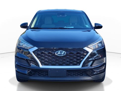 Used 2019 Hyundai Tucson SE image 2