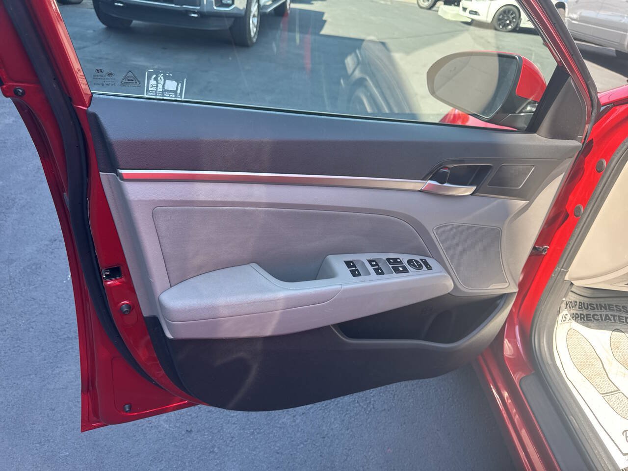Used 2019 Hyundai Elantra SEL FWD image 14