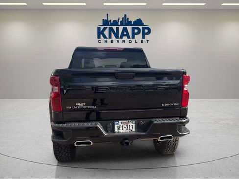 Used 2026 Chevrolet Silverado 1500 Custom Trail Boss AWD/4WD image 6