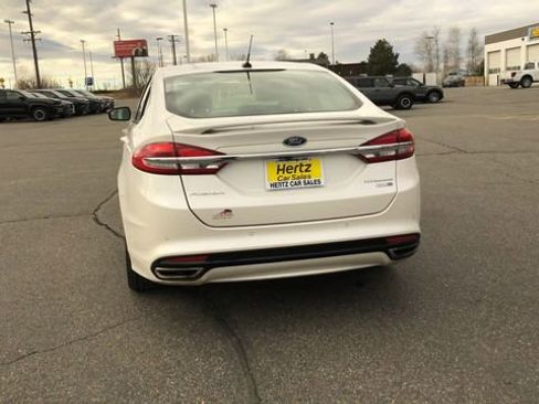 Used 2018 Ford Fusion Titanium image 7