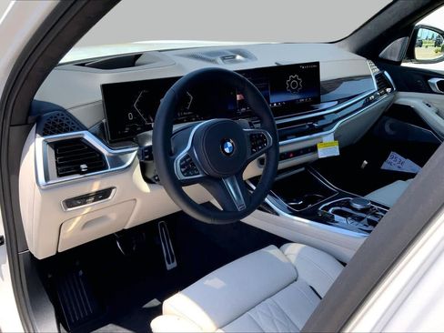 New 2027 BMW X7 xDrive40i w/ M Sport Package AWD/4WD image 8