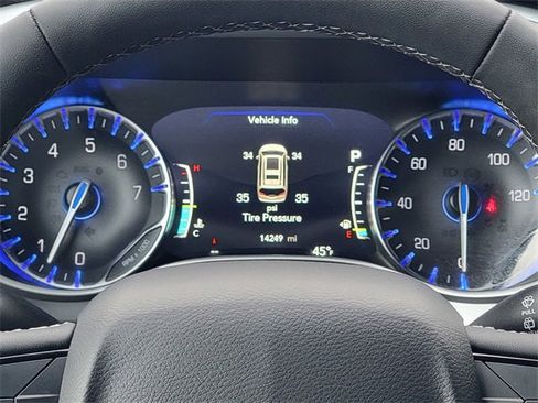 Certified 2024 Chrysler Pacifica Touring-L w/ S Appearance Package image 36