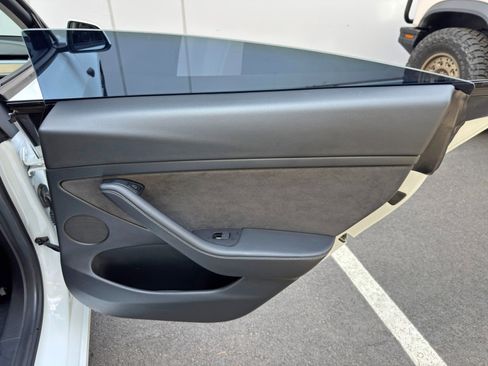 Used 2021 Tesla Model 3 Standard Range Plus RWD image 43