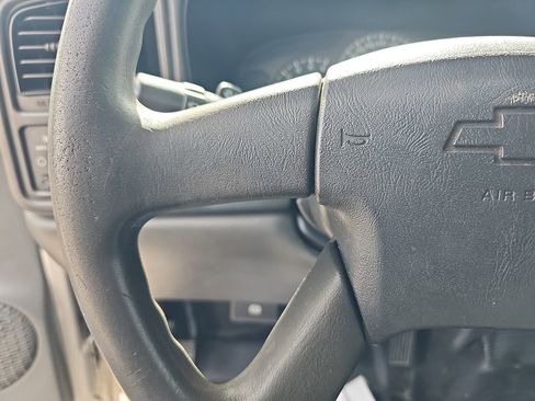 Used 2007 Chevrolet Silverado 1500 W/T RWD image 22
