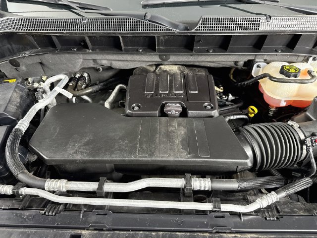 Used 2023 Chevrolet Silverado 1500 Custom w/ Rally Edition AWD/4WD image 30
