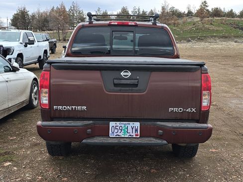 Used 2018 Nissan Frontier PRO-4X w/ Pro-4x Luxury Package image 3