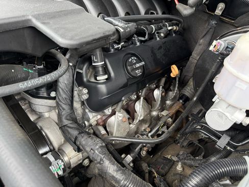 Used 2020 Chevrolet Tahoe 4WD image 19