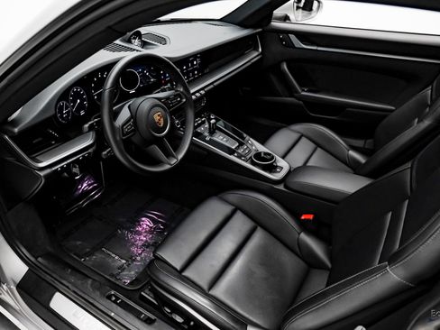 Used 2024 Porsche 911 Carrera S w/ Premium Package image 37