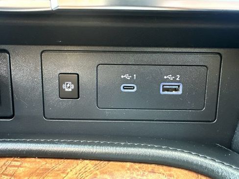 Used 2024 Nissan Armada SL AWD/4WD image 38