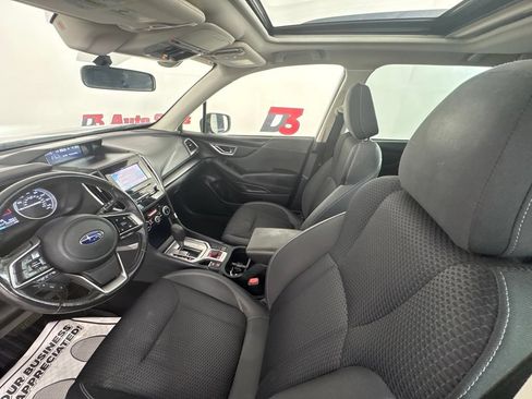 Used 2021 Subaru Forester Premium AWD/4WD image 10