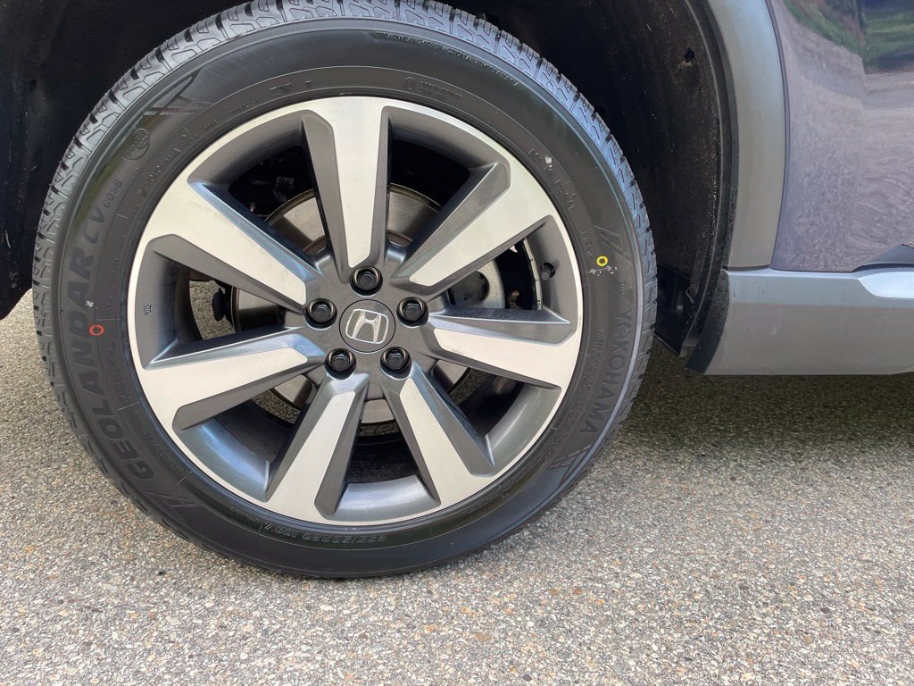 Certified 2024 Honda Pilot Touring image 11