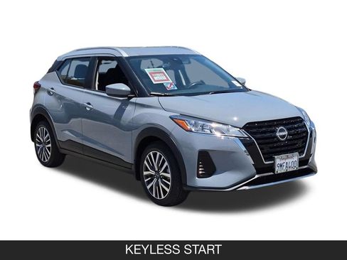 Used 2024 Nissan Kicks SV FWD image 2
