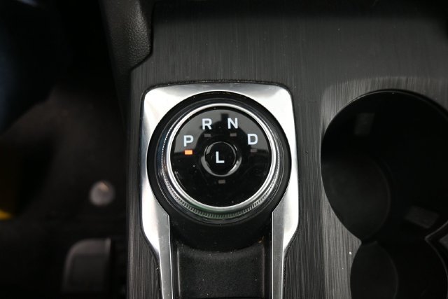 Used 2025 Ford Escape Active AWD/4WD image 22