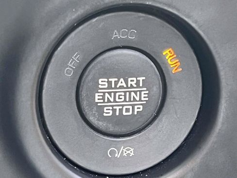 Used 2021 Jeep Wrangler Unlimited Sport AWD/4WD image 35