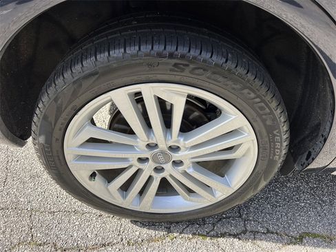 Used 2018 Audi Q5 2.0T Premium Plus w/ Premium Plus Package image 15