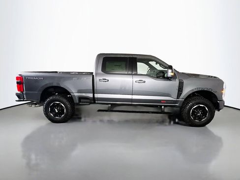 New 2026 Ford F350 Platinum w/ Tremor Off-Road Package image 18