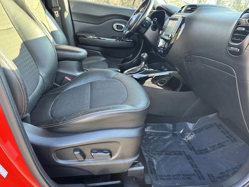 Used 2018 Kia Soul ! w/ Tech Package image 15