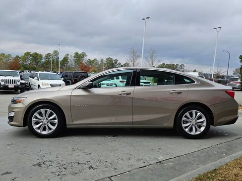 Used 2023 Chevrolet Malibu LT image 4