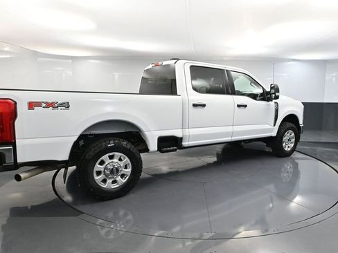 Used 2024 Ford F250 XLT w/ FX4 Off-Road Package image 6