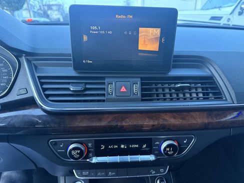 Used 2018 Audi Q5 2.0T Premium w/ Convenience Package image 17