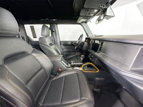 Used 2024 Ford Bronco Badlands image 52