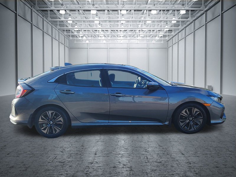 Used 2018 Honda Civic EX image 5