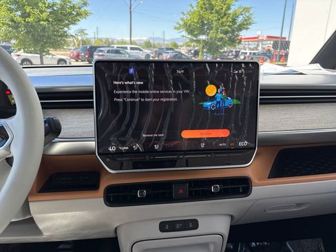 New 2025 Volkswagen ID. Buzz 1st Edition AWD/4WD image 20