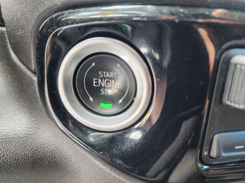 Used 2024 Chevrolet Silverado 2500 LT image 32