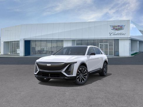 New 2026 Cadillac Lyriq Premium Sport image 8