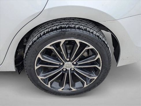 Used 2014 Toyota Corolla S image 23