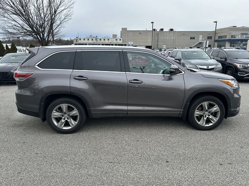 Used 2015 Toyota Highlander Limited image 7