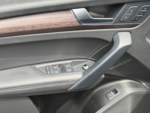 Used 2023 Audi Q5 2.0T Premium Plus w/ Premium Plus Package image 11