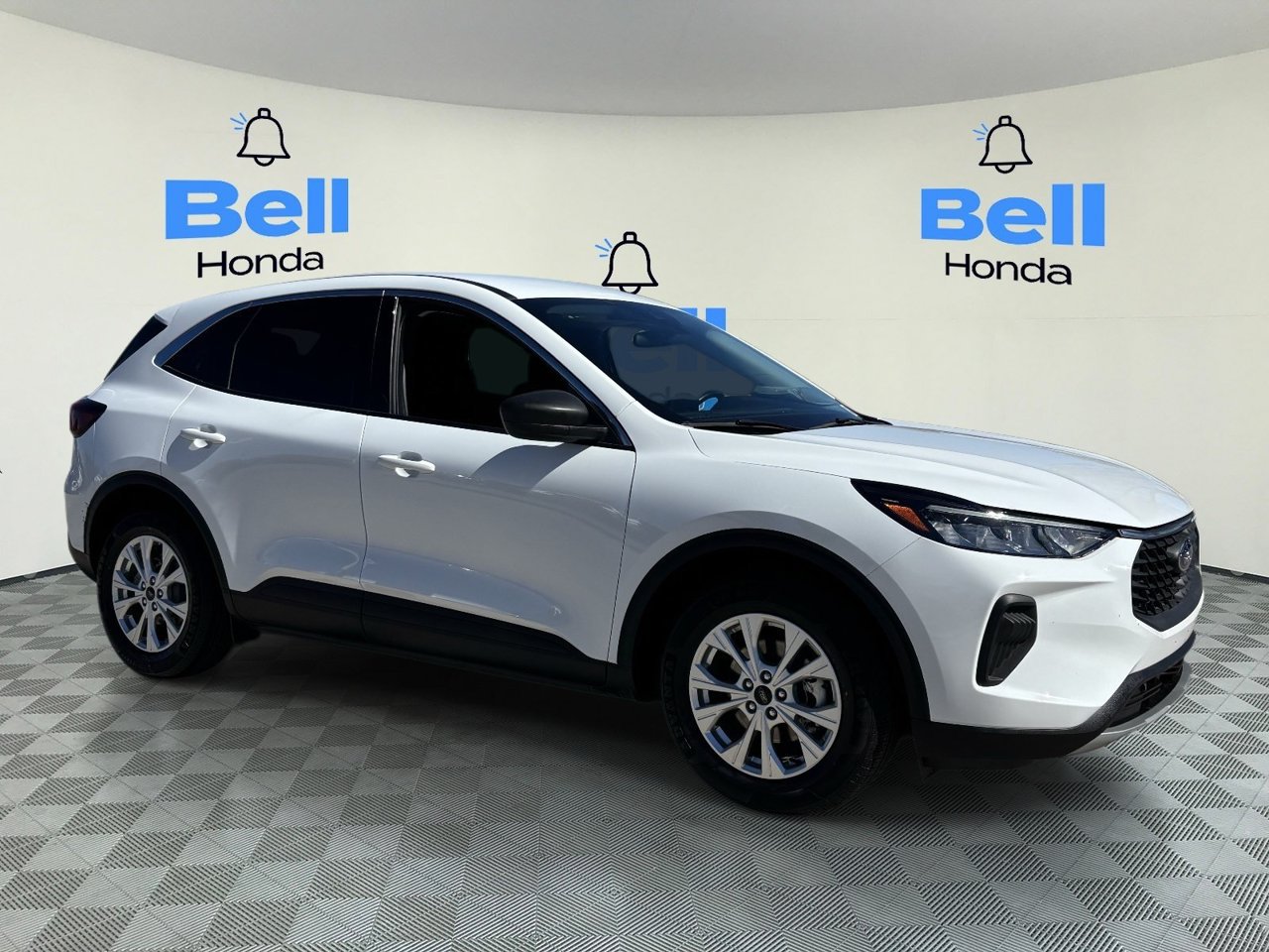 Used 2023 Ford Escape Active FWD image 6