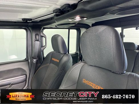 Used 2021 Jeep Gladiator Mojave image 10
