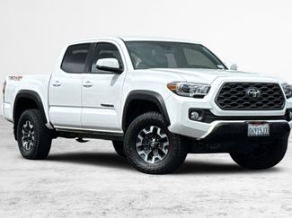 Used 2022 Toyota Tacoma TRD Off-Road w/ Technology Package AWD/4WD video 2