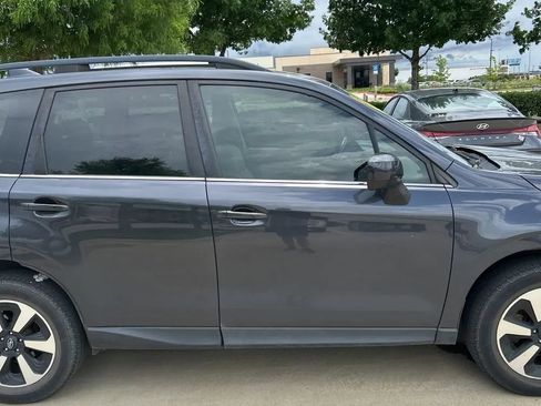 Used 2018 Subaru Forester 2.5i Limited AWD/4WD image 11