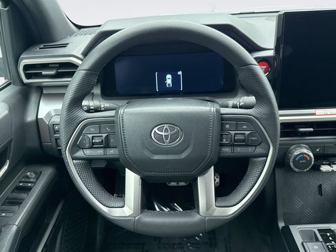 Used 2024 Toyota Tacoma TRD Sport AWD/4WD image 12