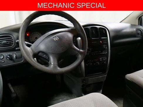 Used 2007 Dodge Caravan SXT w/ Popular Equipment Group I FWD image 23