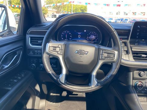 Used 2022 Chevrolet Tahoe Z71 w/ Z71 Off-Road Package image 3