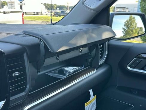 New 2026 Chevrolet Silverado 1500 LT image 29