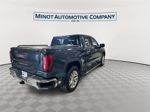 Used 2022 GMC Sierra 1500 SLT w/ SLT Premium Plus Package AWD/4WD image 8
