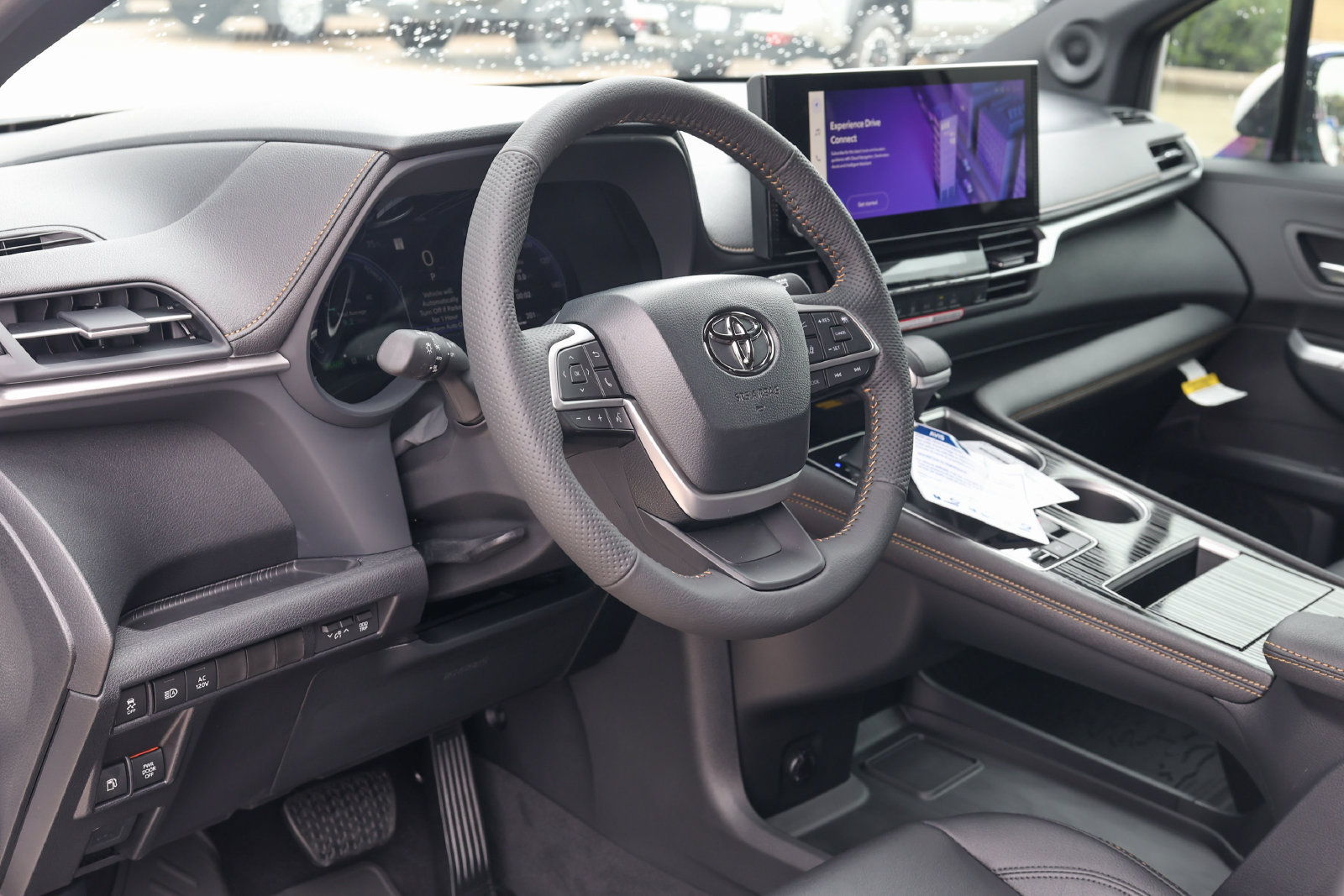 New 2026 Toyota Sienna XLE Woodland Edition AWD/4WD image 14