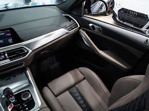 Used 2022 BMW X6 M w/ Competition Package image 11