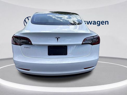 Used 2023 Tesla Model 3 Standard Range RWD image 4