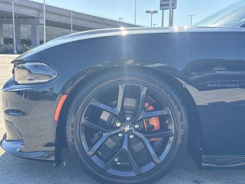 Used 2022 Dodge Charger R/T w/ Blacktop Package RWD image 5