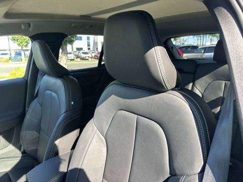 New 2026 Volvo XC40 B5 Ultra w/ Climate Package image 15