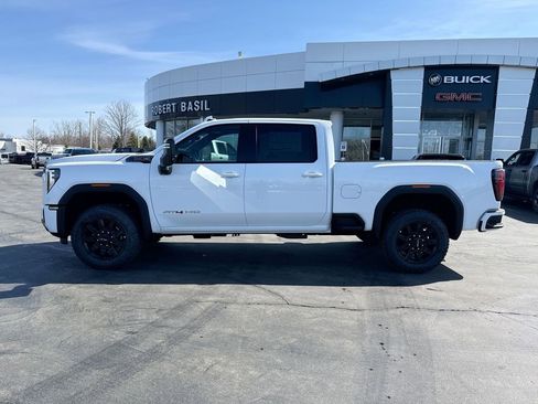 New 2026 GMC Sierra 2500 AT4 image 5